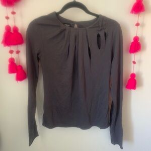 Edun asymmetric, keyhole cutout & pleated top, raw edge sleeves, organic cotton